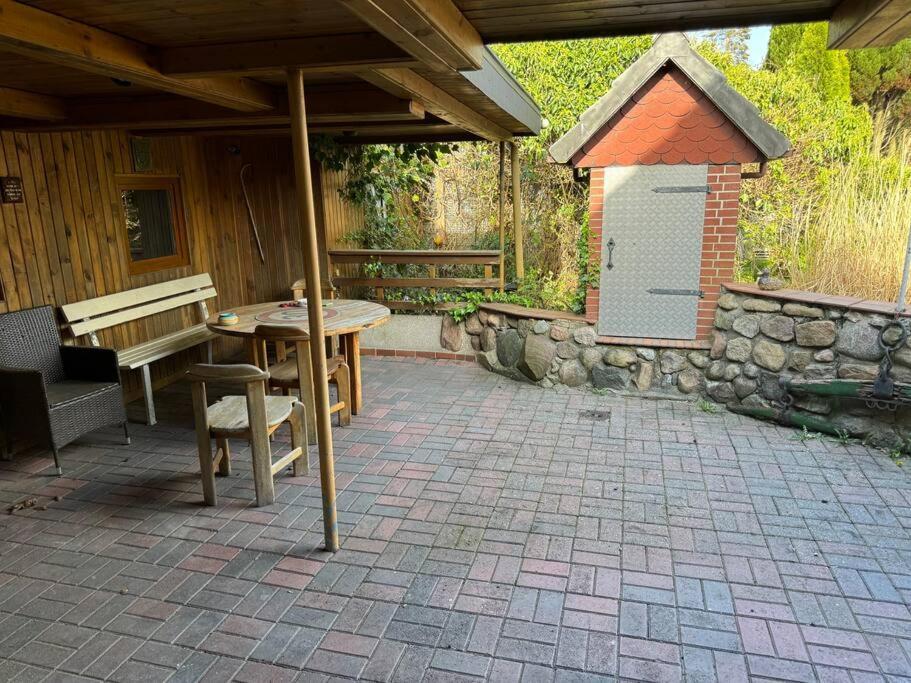 5 Haus Mit Whirlpool, Grillhuette Und Privatem Garten, Perfekt Fuer Gruppen Oder Familien Villa Neumuenster